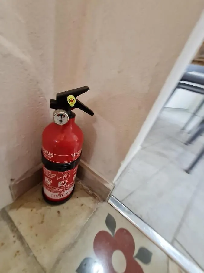Tra I Mari Villa Trapani 0*,